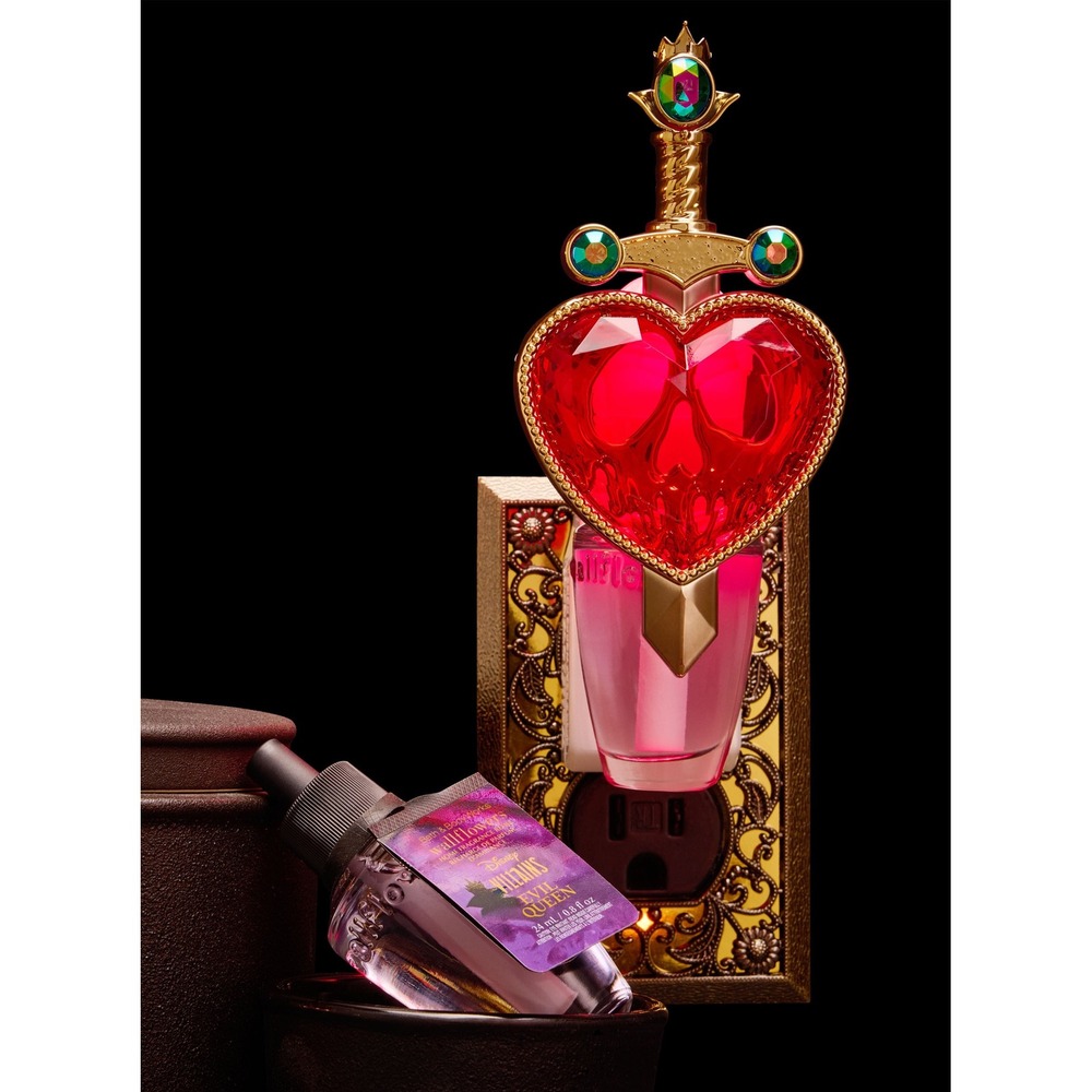 New Bath & Body Works Villains Queen of Hearts Sword Wallflower Light Up Plug In